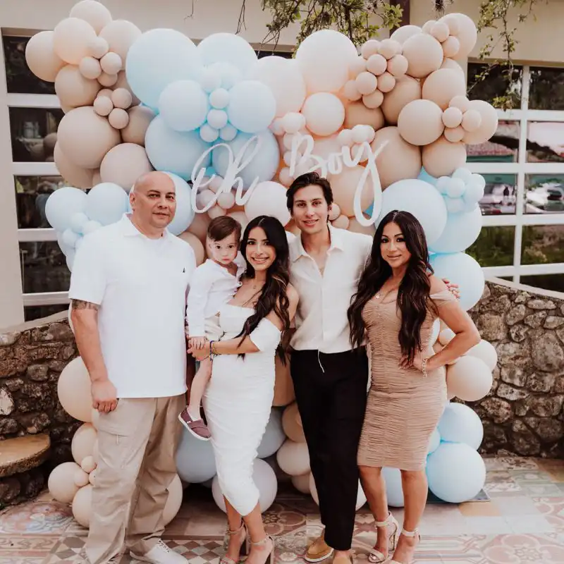 ab55b991f809a3c3c146321c8cf42844 copy